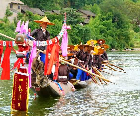 Dragon Boat Race in Sanjiang