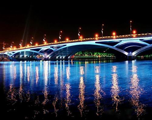 evening cruise in guilin