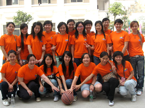 Shanghai Holiday - Man Ball Team